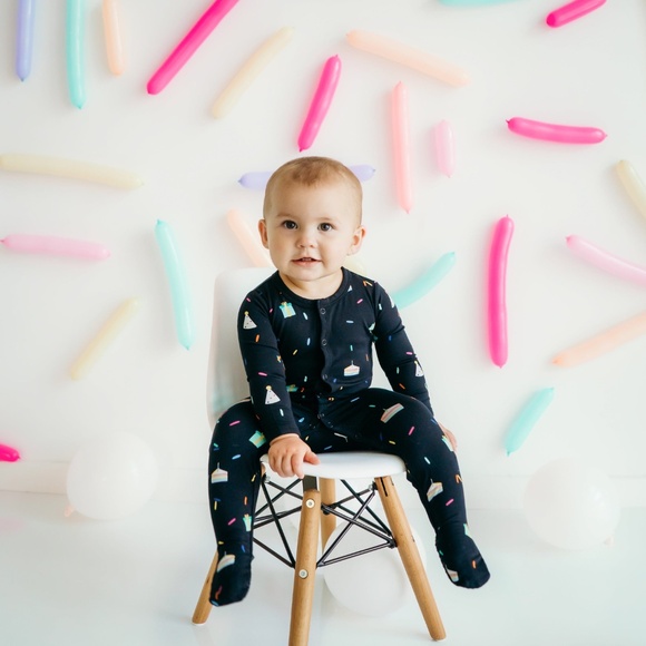 Kyte BABY Black Footie with Colorful Confetti - Picture 3 of 3